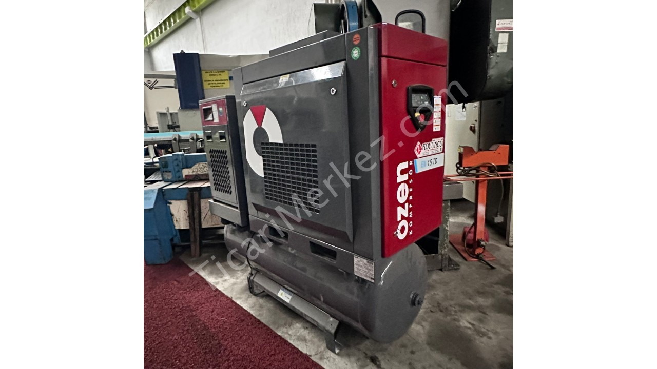 ÖZEN MARKA EN 15 TD VİDALİ KOMPRESÖR SET