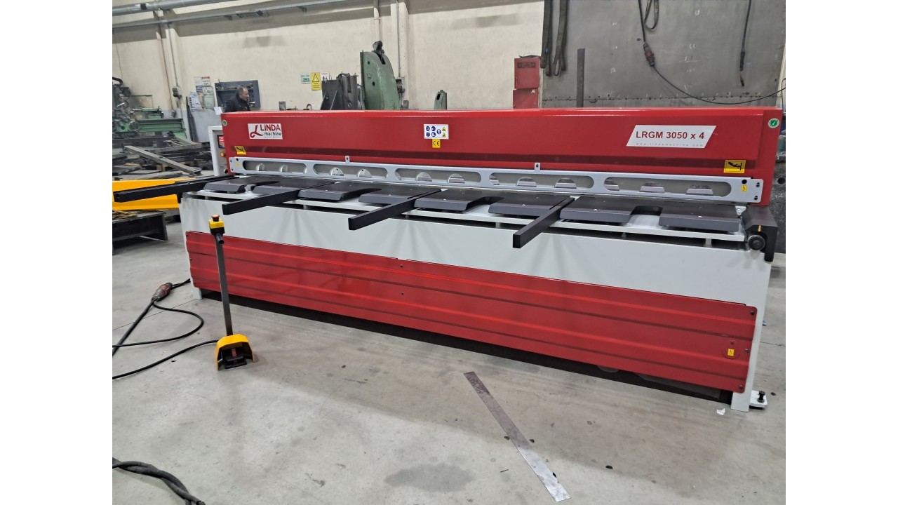LRGM 3050 x 4mm NC Kontrollü Rediktörlü Giyotin Makas LİNDA MACHİNE - Guillotine Machines