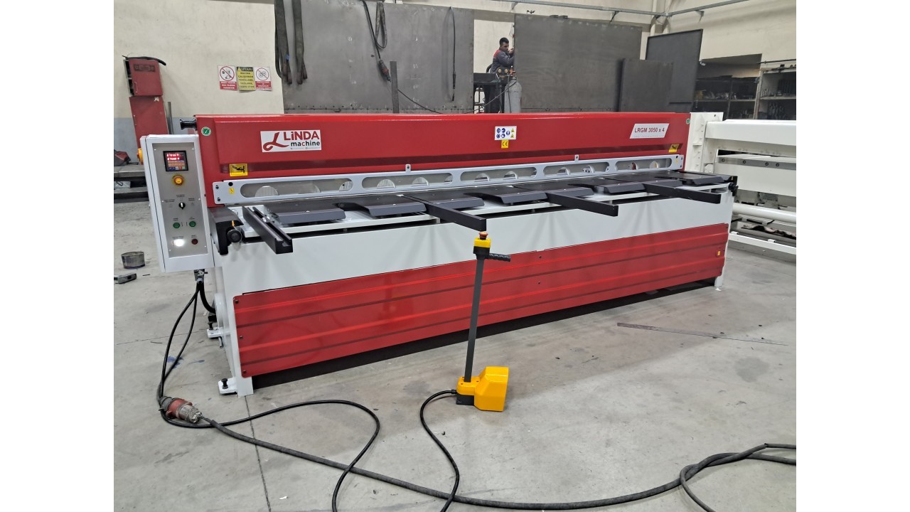 LRGM 3050 x 4mm NC Kontrollü Rediktörlü Giyotin Makas LİNDA MACHİNE - Guillotine Machines