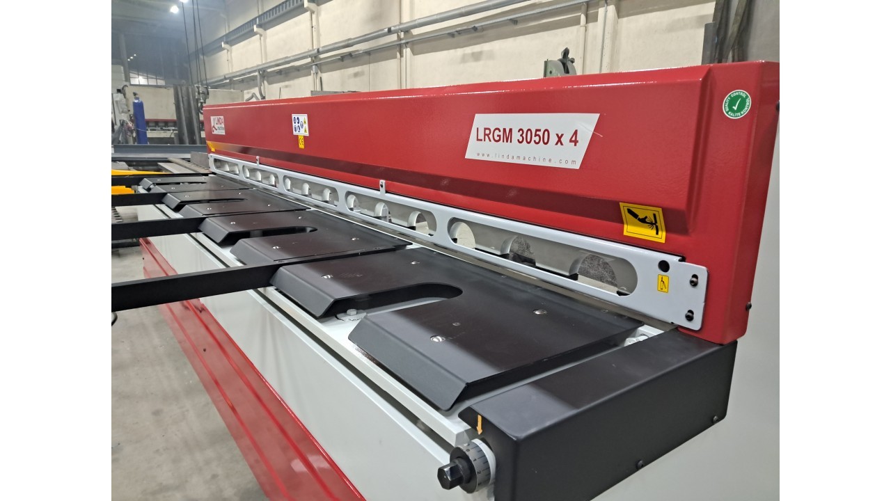 LRGM 3050 x 4mm NC Kontrollü Rediktörlü Giyotin Makas LİNDA MACHİNE - Guillotine Machines