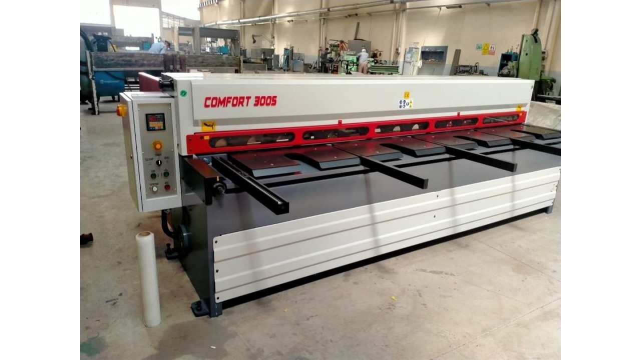 LRGM 3050 x 5mm Rediktörlü Giyotin Makas LİNDA MACHİNE - Guillotine Machines
