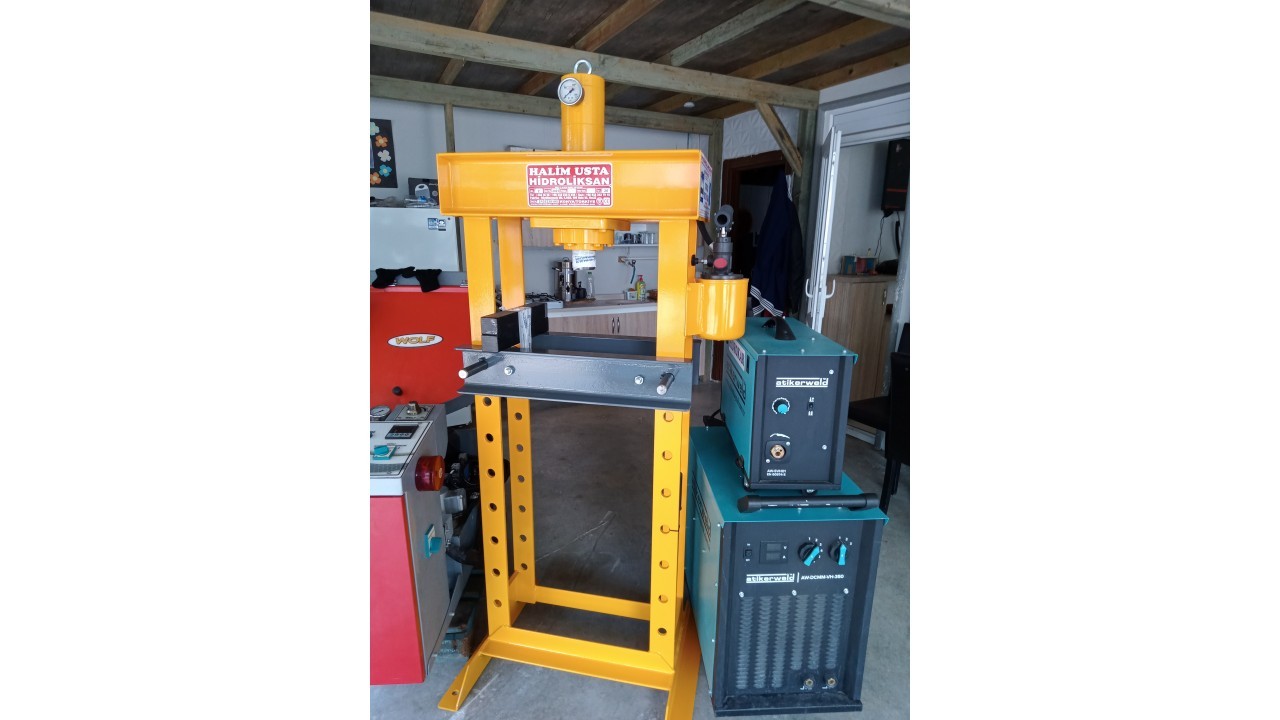 20 Ton Kollu Pres