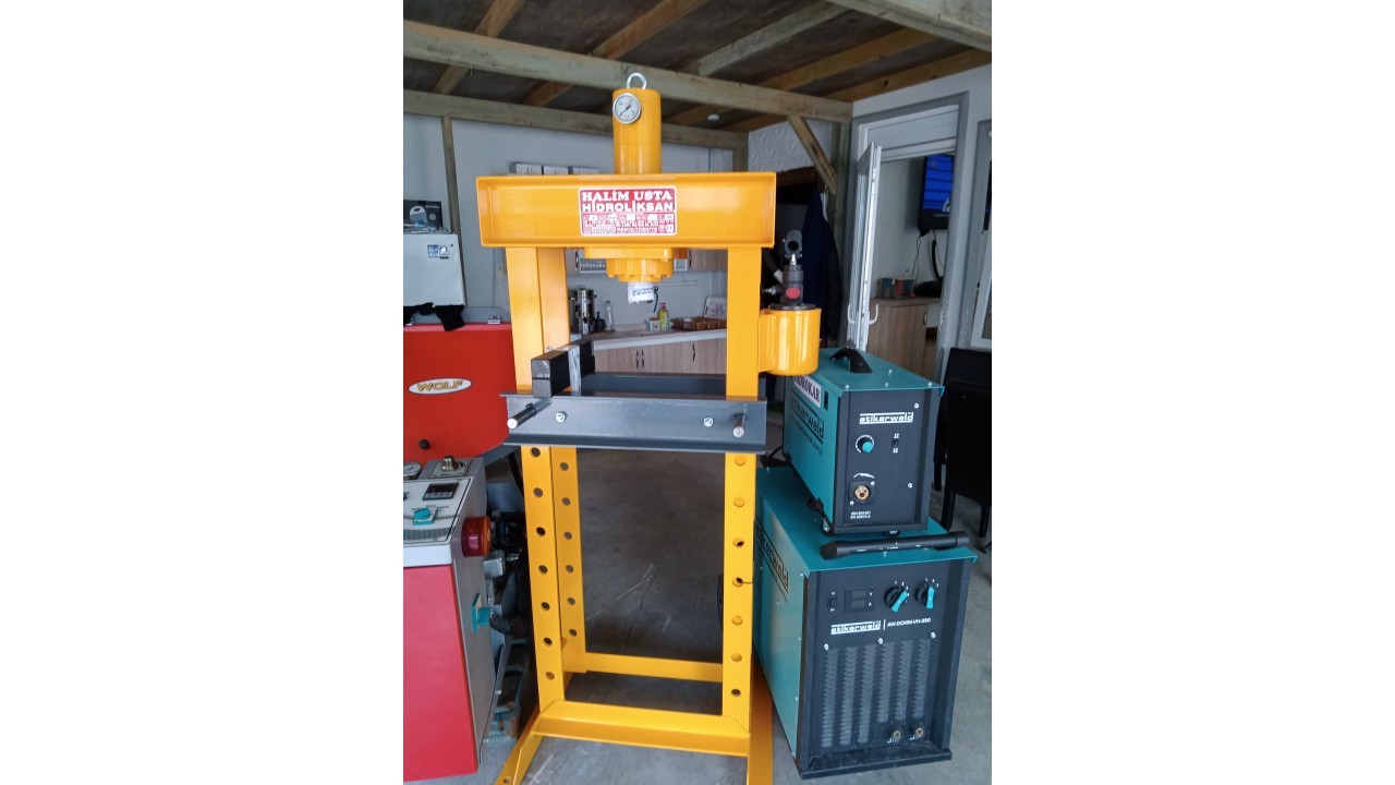 20 Ton Kollu Pres