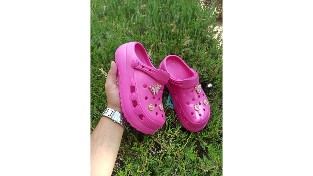 Yeni sezon Kadın crocslar